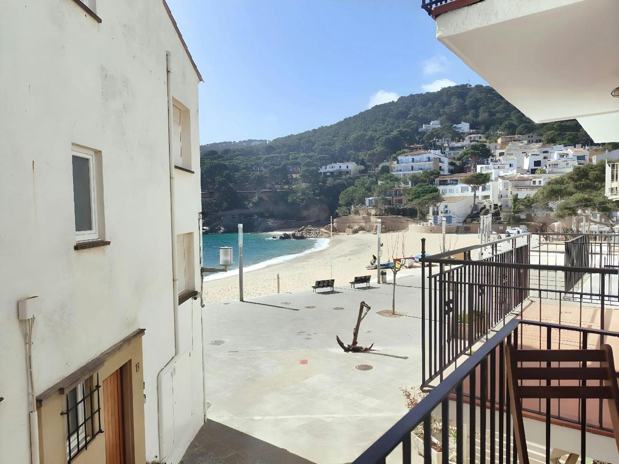 Tamariu Beach 1: Beachfront Wifi Up To 6 Ppl Exterior photo